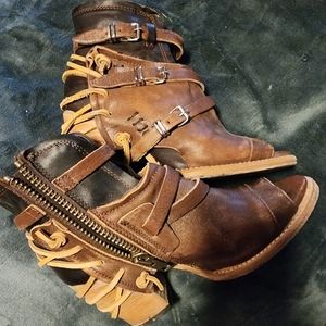 Freebird by steven shoes size 8